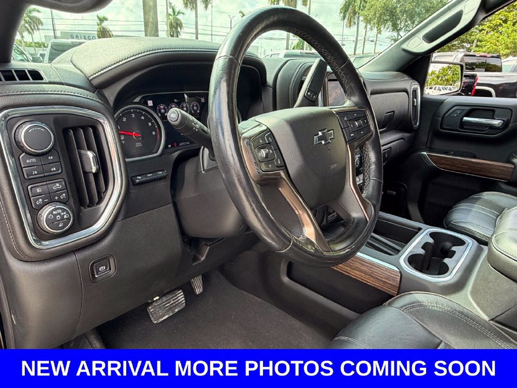 Used 2019 Chevrolet Silverado 1500 High Country w/ Technology Package AWD/4WD image 11