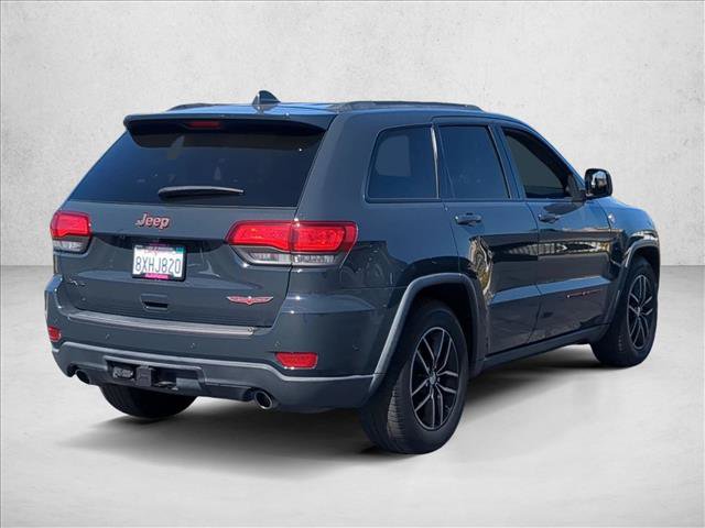Used 2017 Jeep Grand Cherokee Trailhawk w/ Trailhawk Luxury Group AWD/4WD image 5
