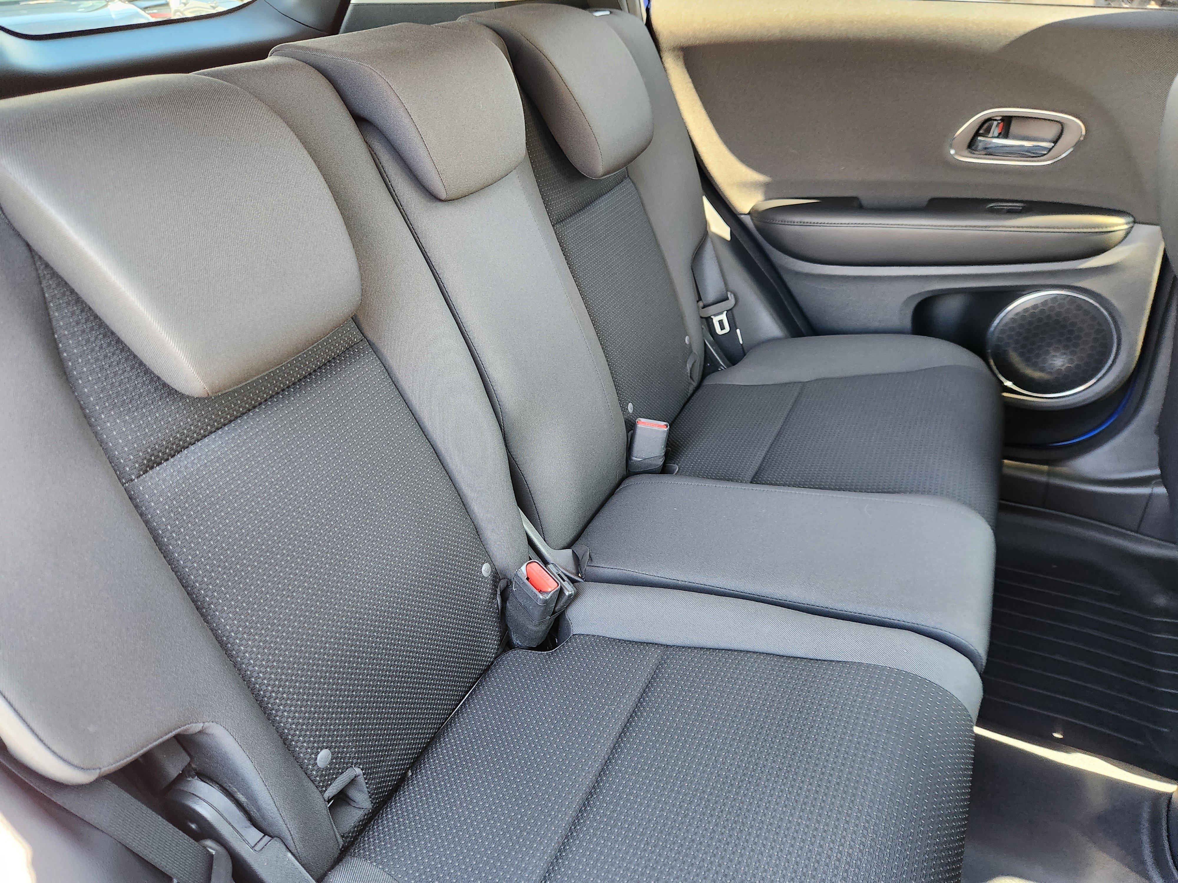 Used 2019 Honda HR-V EX image 16