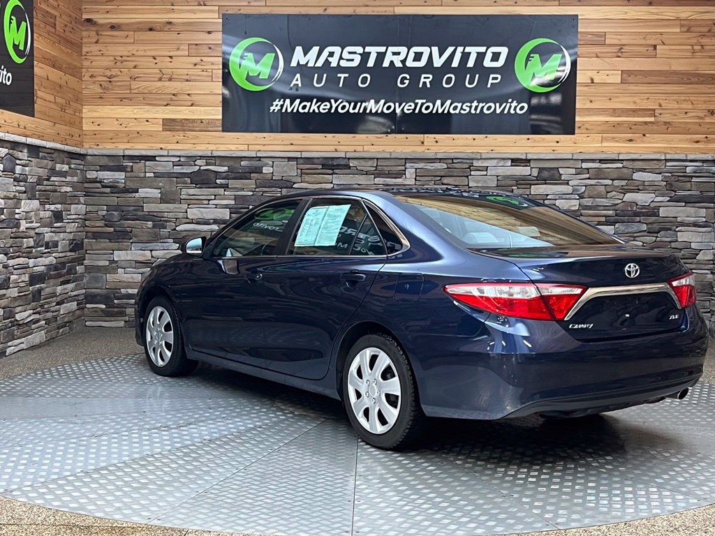 Used 2016 Toyota Camry XLE w/ Moonroof Package FWD image 7