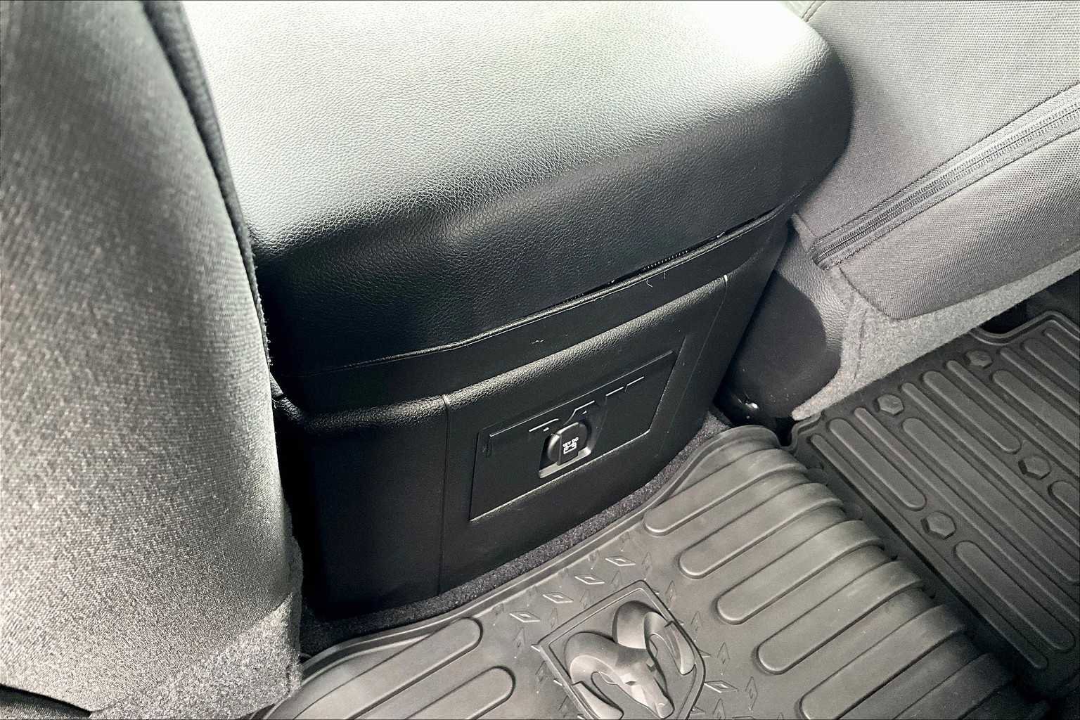 Used 2022 RAM 1500 Classic Warlock w/ Electronics Group image 28