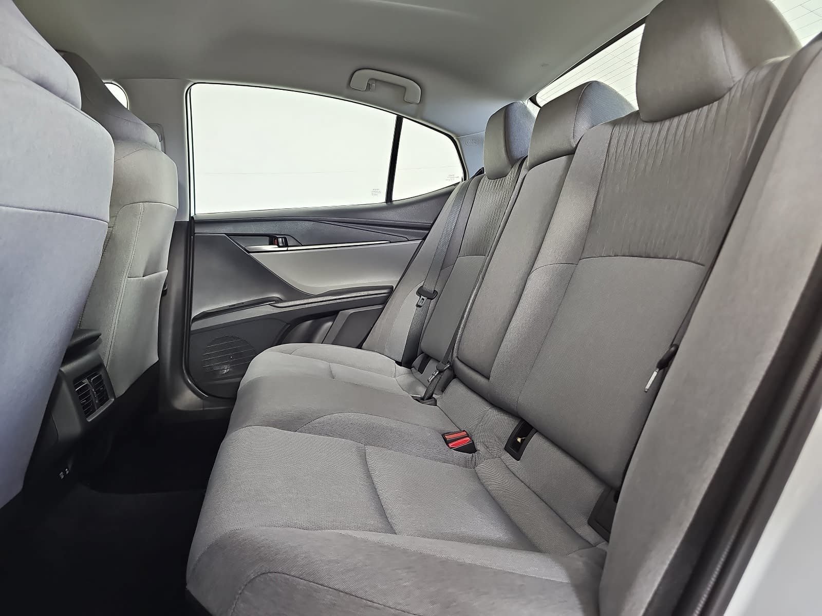 Used 2026 Toyota Camry LE FWD image 12