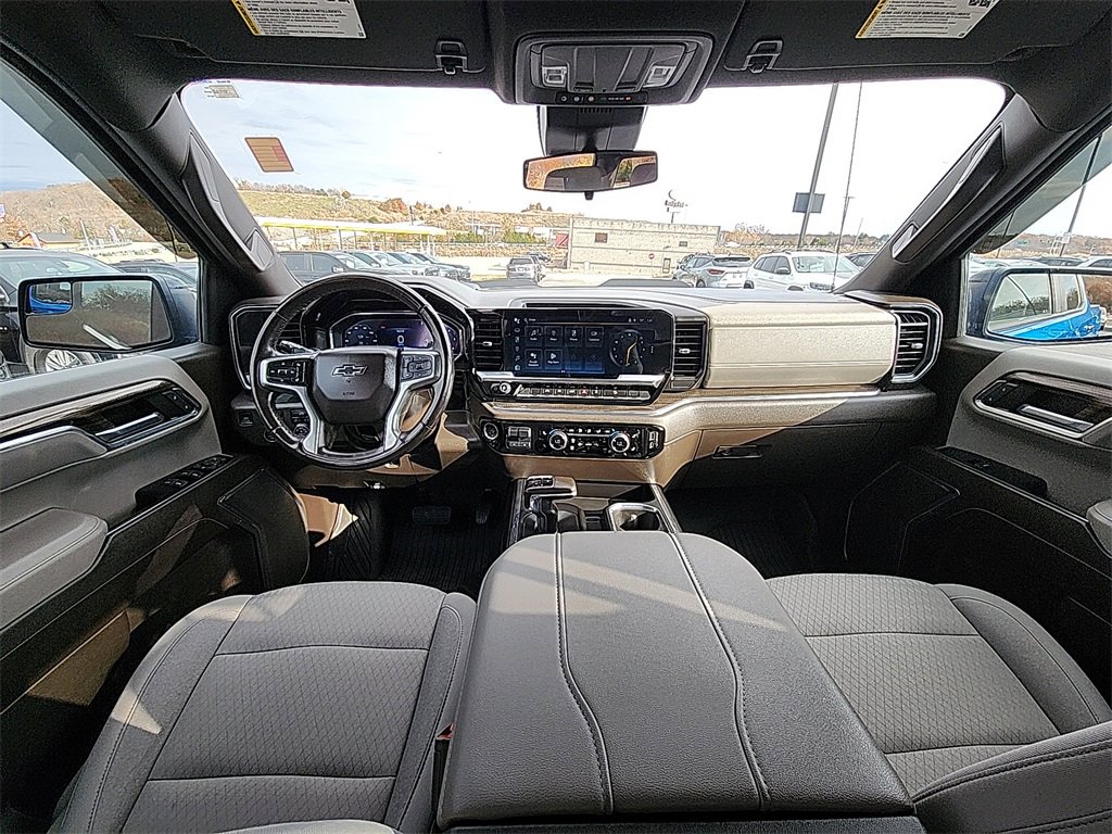 Used 2023 Chevrolet Silverado 1500 LT Trail Boss w/ Protection Package image 30