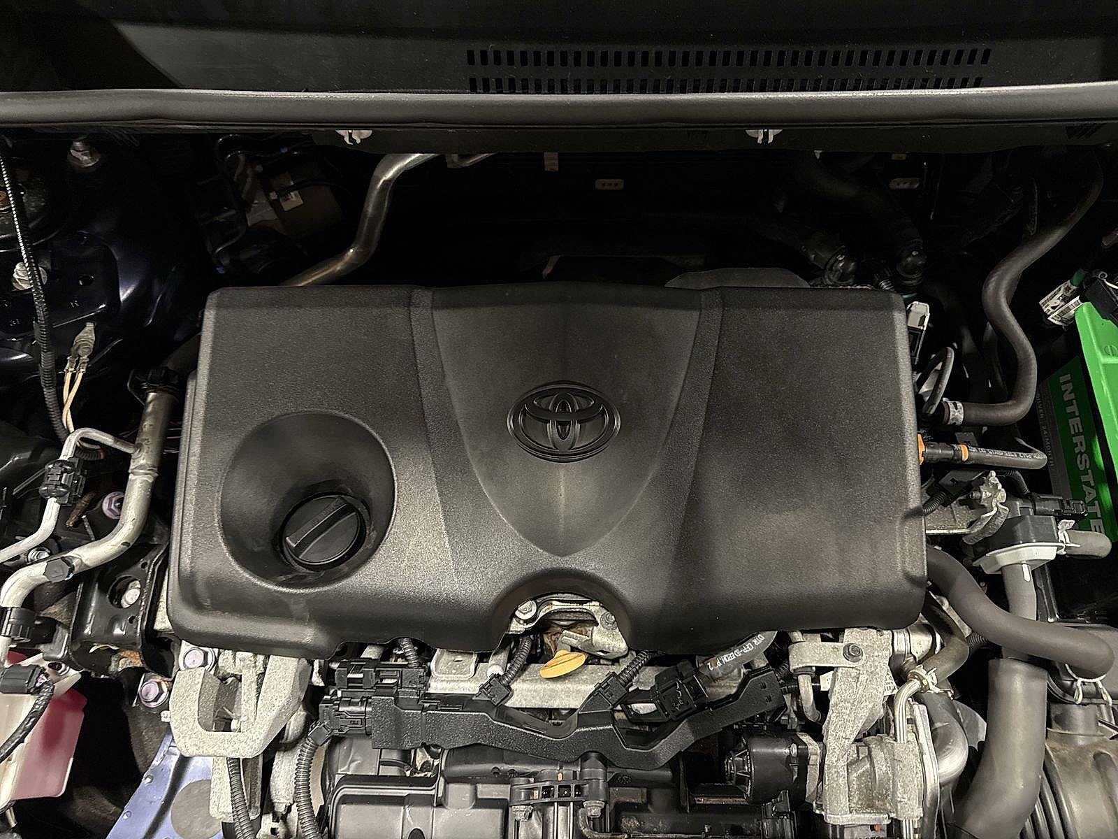 Used 2020 Toyota RAV4 XLE Premium AWD/4WD image 12
