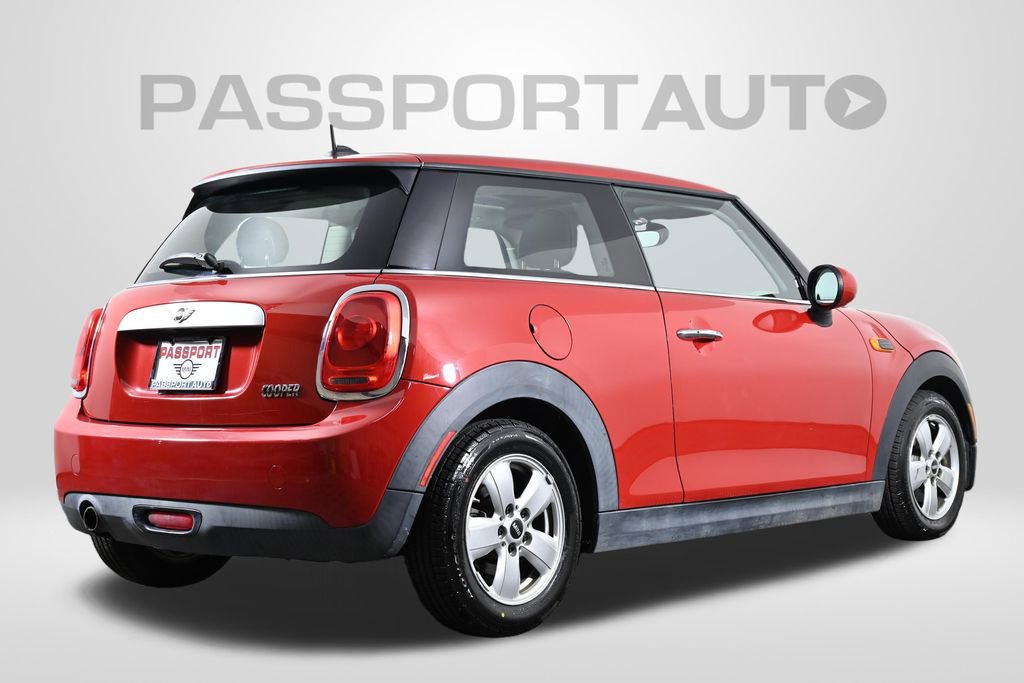 Used 2015 MINI Cooper 2-Door Hardtop FWD image 7