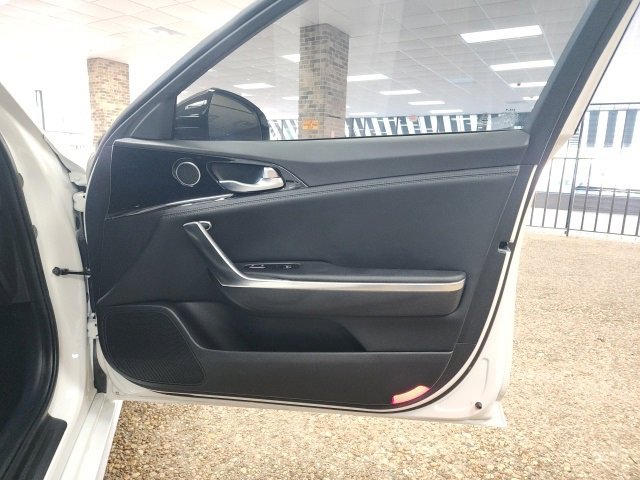 Used 2022 Kia Stinger GT-Line image 24