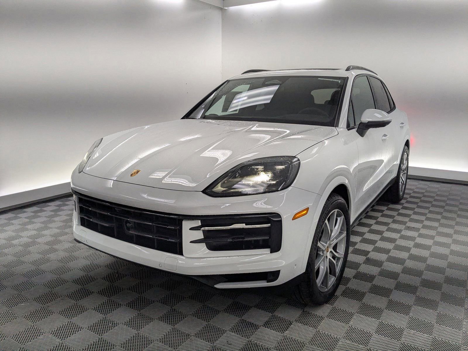 New 2026 Porsche Cayenne AWD/4WD image 1