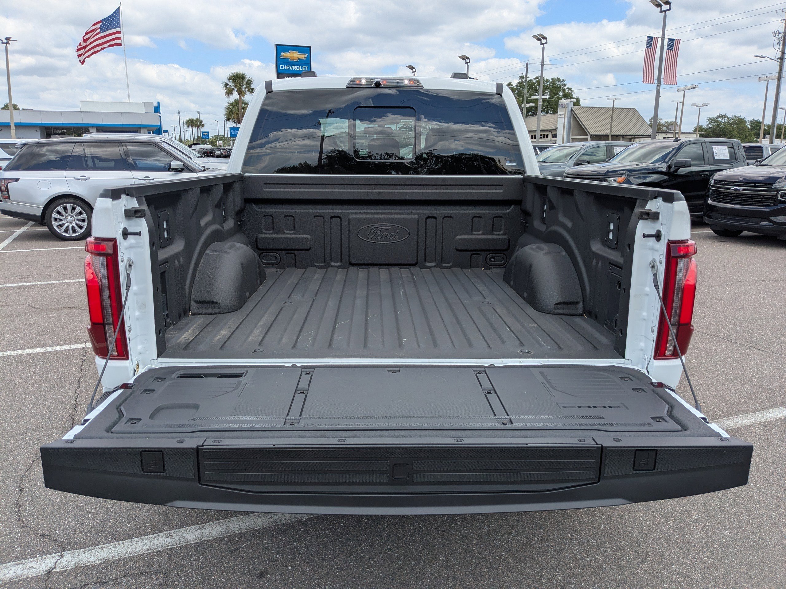 Used 2025 Ford F150 Raptor image 12