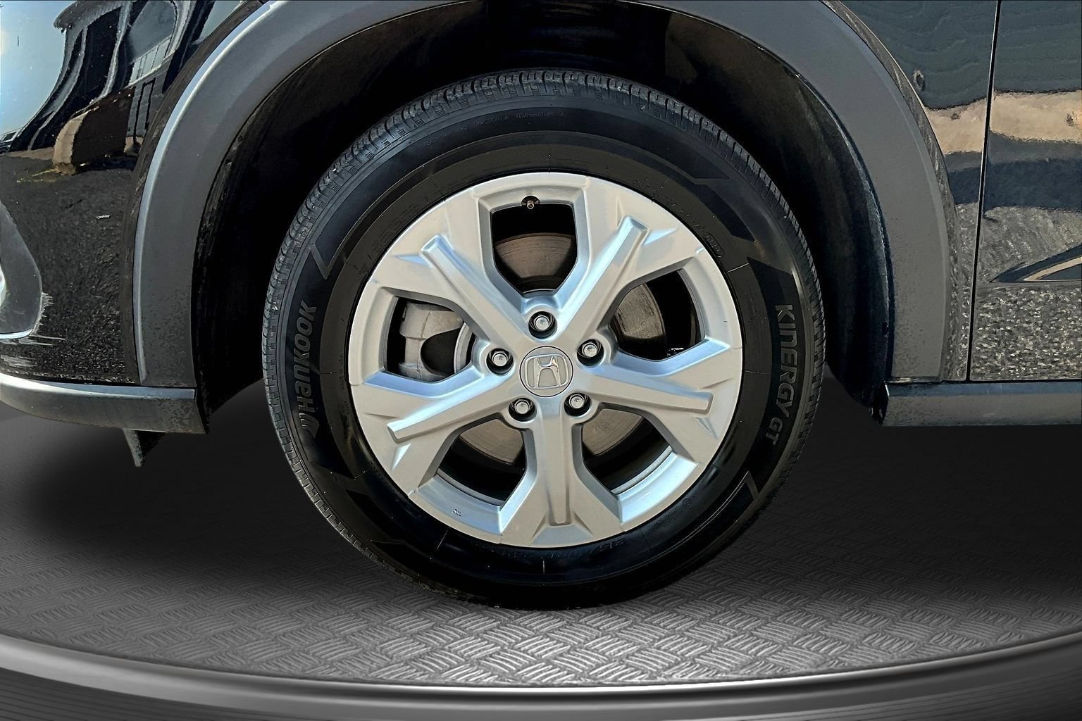 Used 2025 Honda HR-V LX image 30