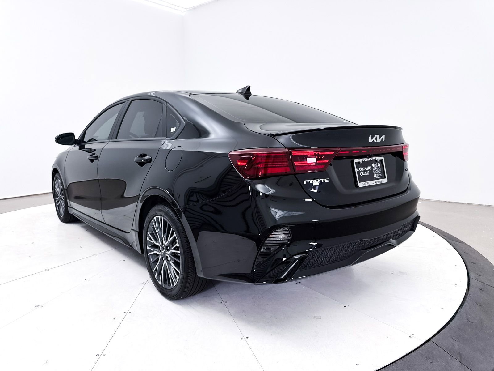 Certified 2024 Kia Forte GT-Line image 16