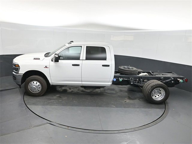 New 2026 RAM 3500 Tradesman w/ Chrome Appearance Group image 33