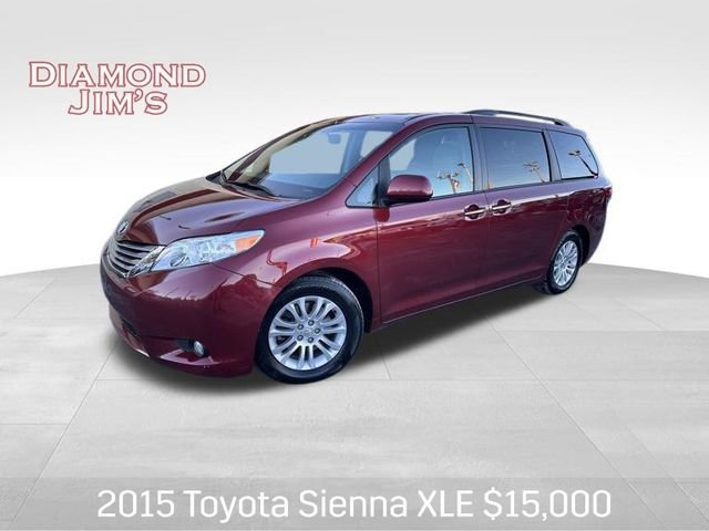 Used 2015 Toyota Sienna XLE image 1