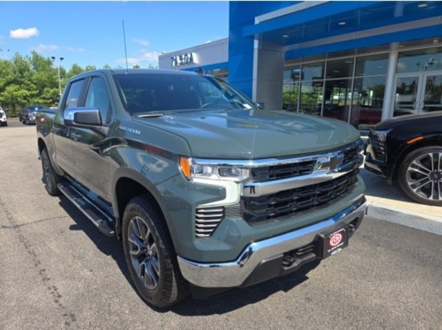 New 2025 Chevrolet Silverado 1500 LT