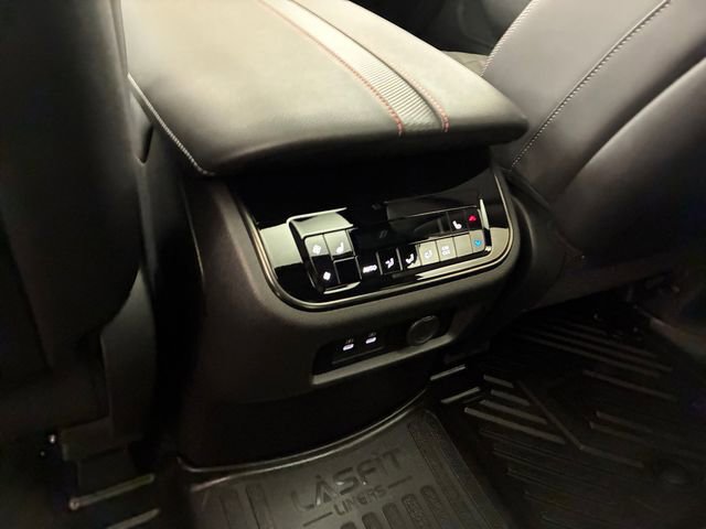 Used 2026 Nissan Armada PRO-4X image 19