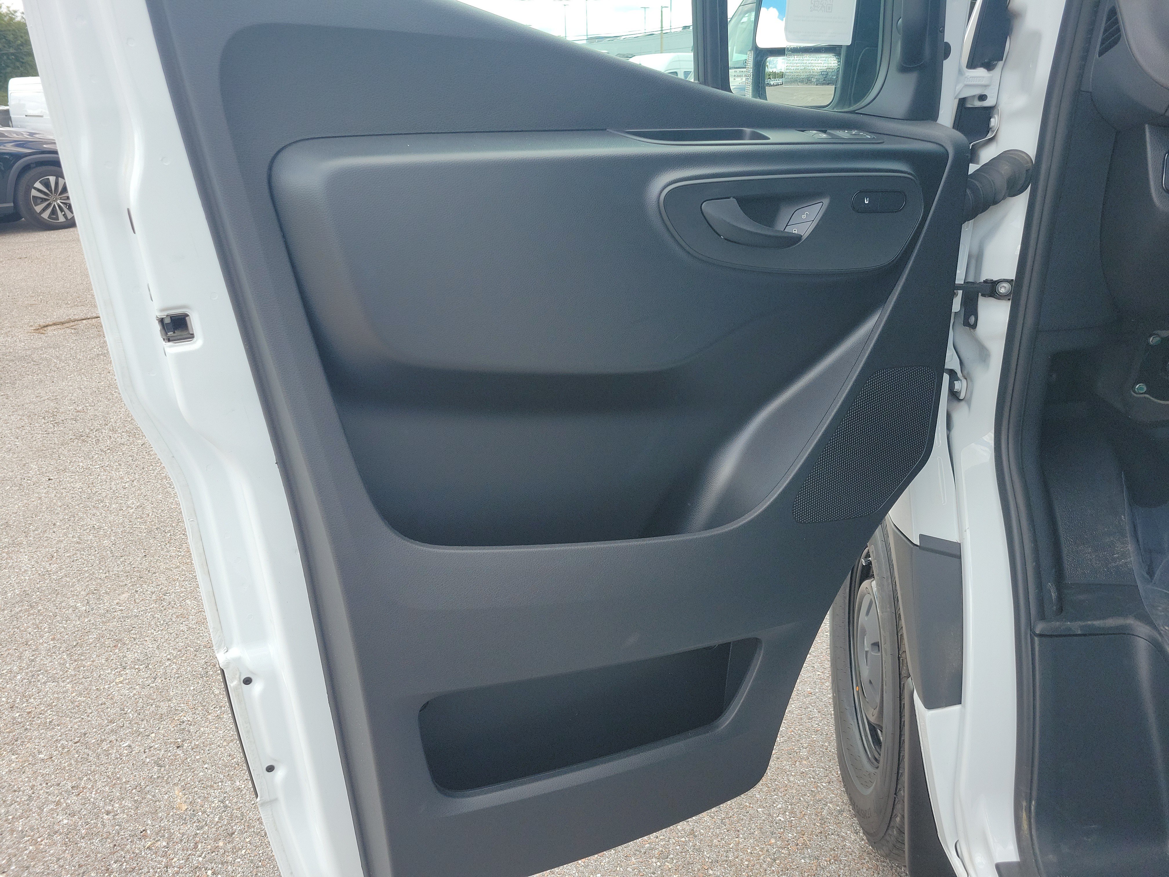 New 2025 Mercedes-Benz Sprinter 2500 image 19