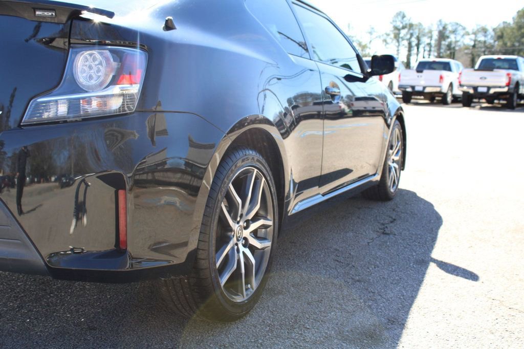 Used 2015 Scion tC image 10