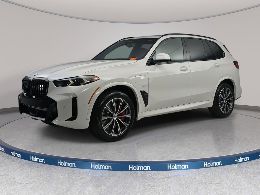 New 2026 BMW X5 xDrive50e w/ M Sport Package image 1