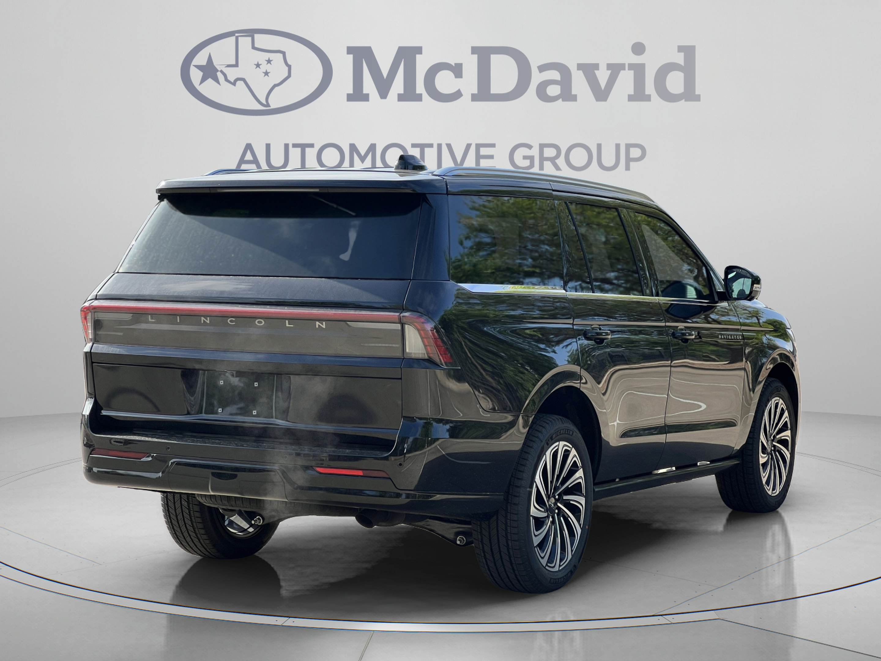 New 2026 Lincoln Navigator Black Label AWD/4WD image 7