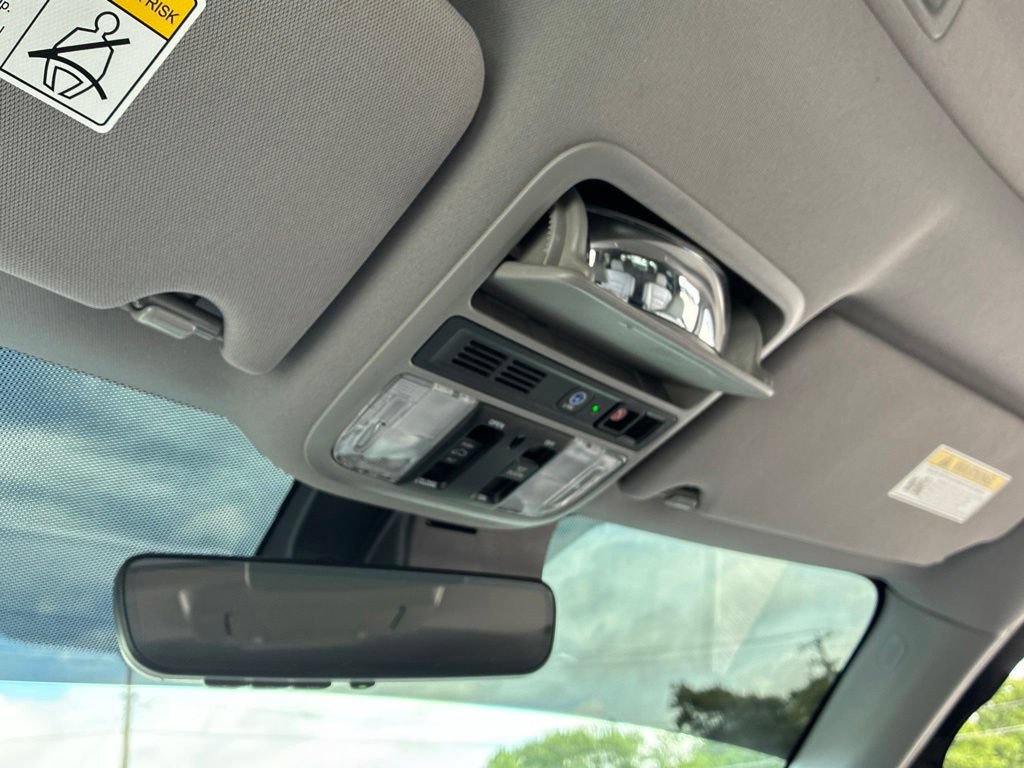 Used 2022 Honda Pilot Touring image 22