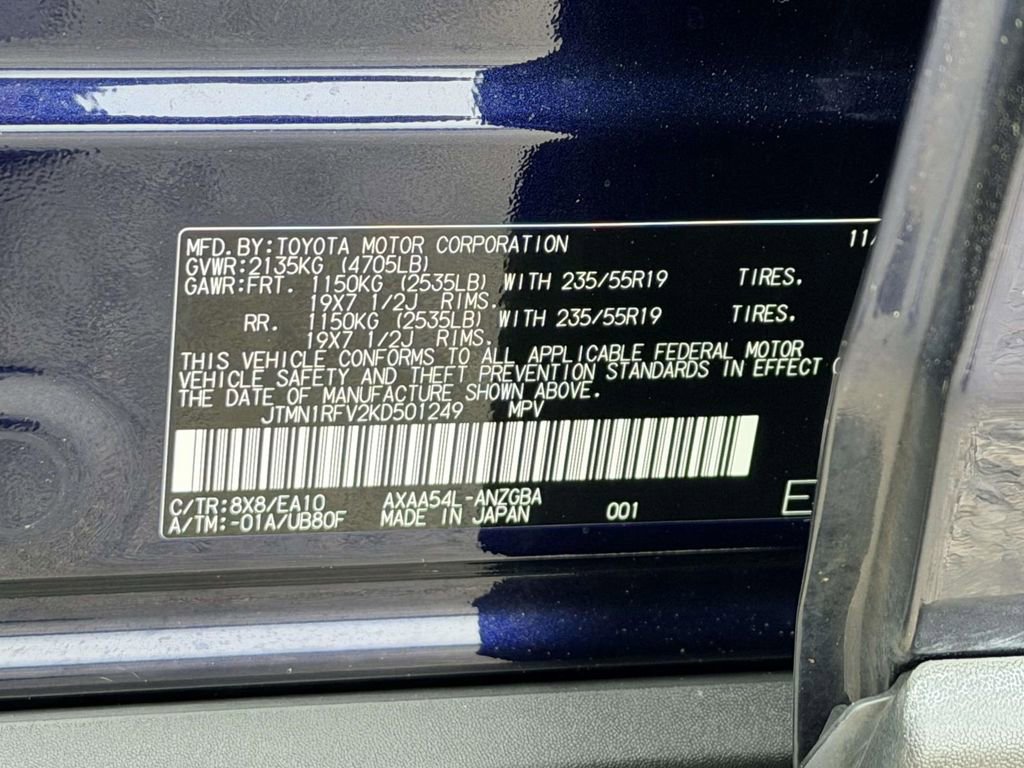 Used 2019 Toyota RAV4 Limited w/ Advanced Technology Package AWD/4WD image 27