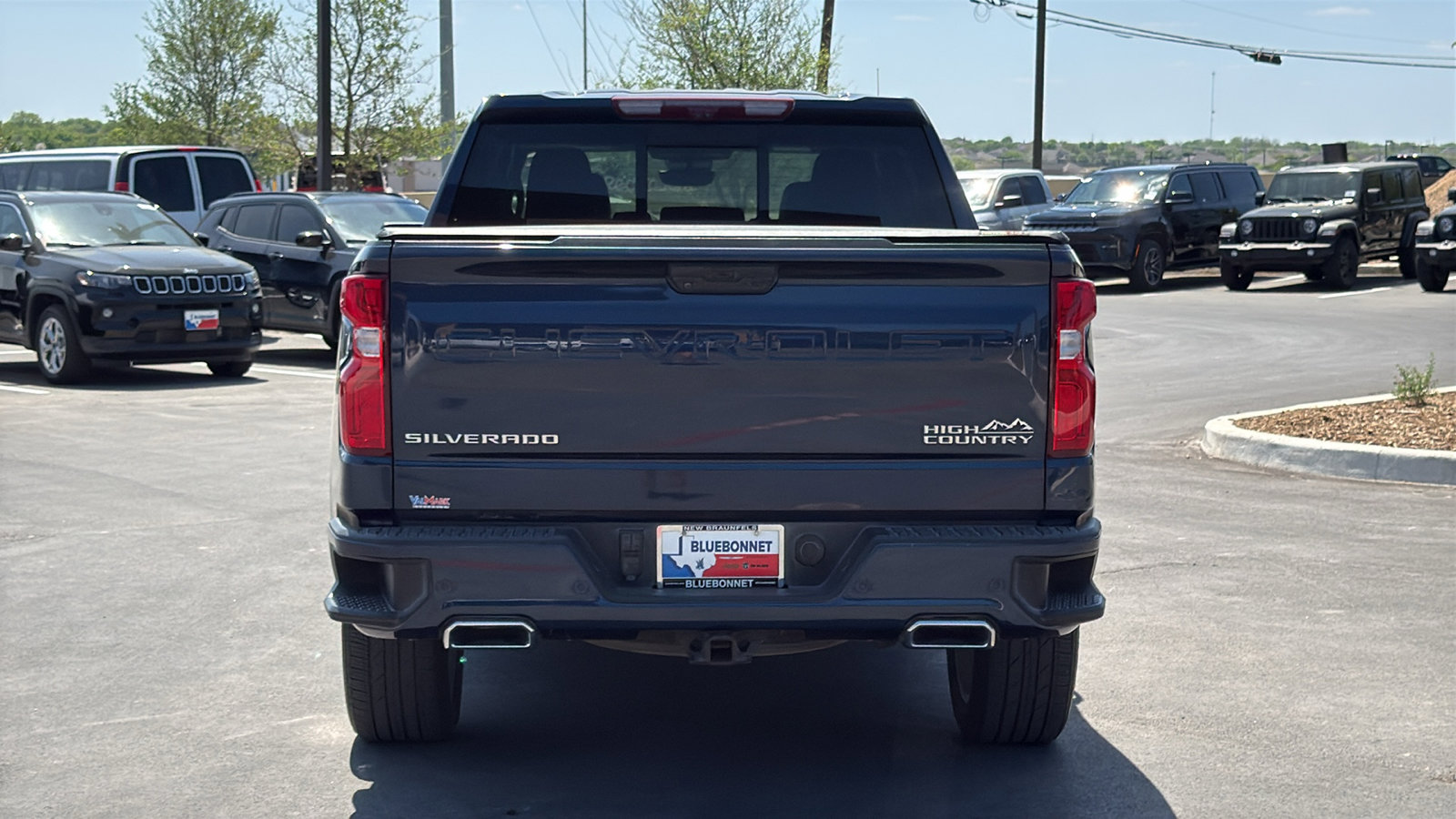 Used 2022 Chevrolet Silverado 1500 High Country w/ High Country Premium Package image 6