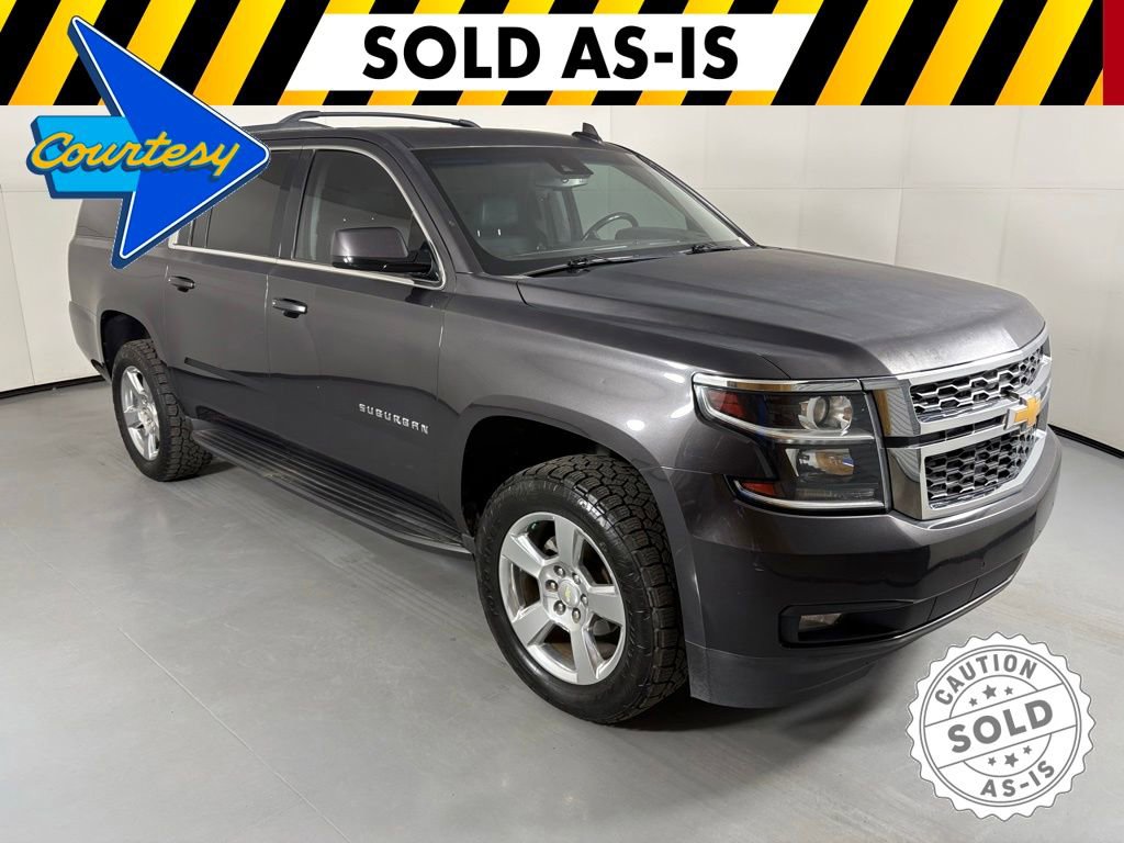 Used 2017 Chevrolet Suburban LT w/ Luxury Package RWD image 2