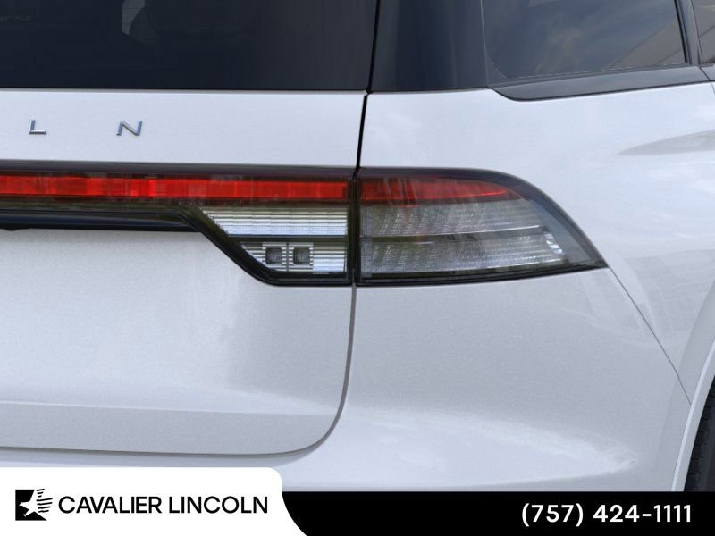Used 2026 Lincoln Aviator Reserve w/ Jet Appearance Package RWD image 21