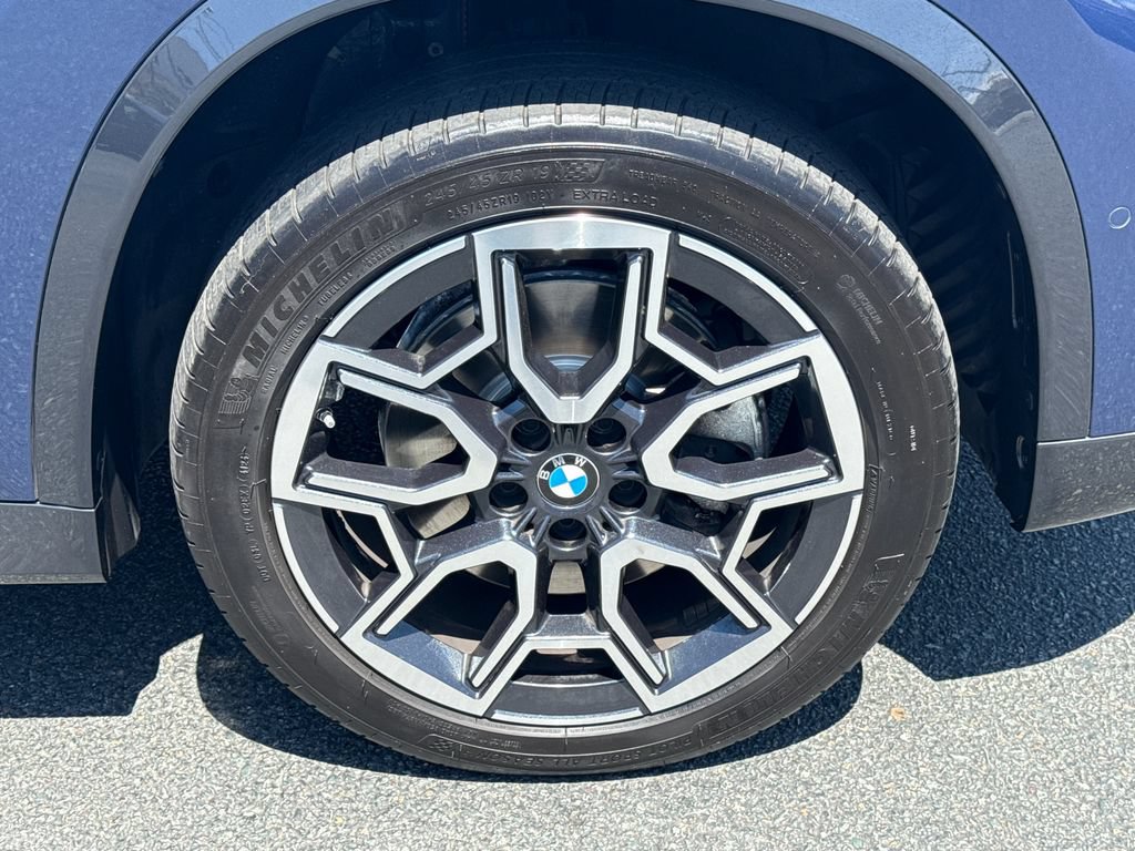 Used 2023 BMW X1 xDrive28i w/ Convenience Package AWD/4WD image 7
