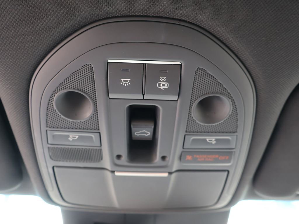 Used 2023 Genesis G70 3.3T w/ Sport Advanced Package RWD image 47