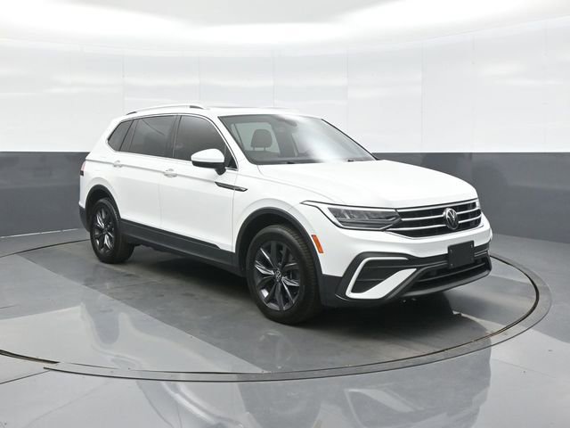 Used 2022 Volkswagen Tiguan SE