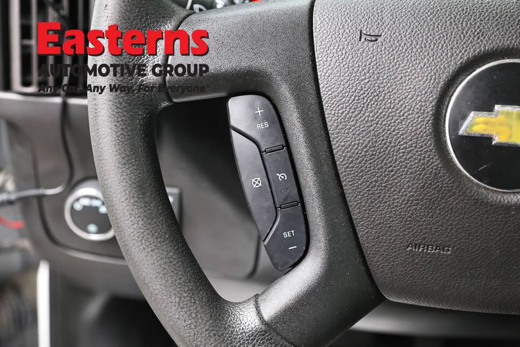 Used 2017 Chevrolet Express 3500 RWD image 15