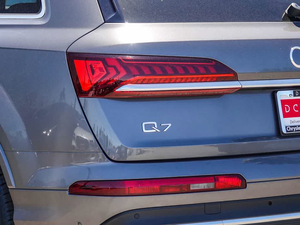 Used 2023 Audi Q7 2.0T Premium Plus w/ Premium Plus Package AWD/4WD image 5