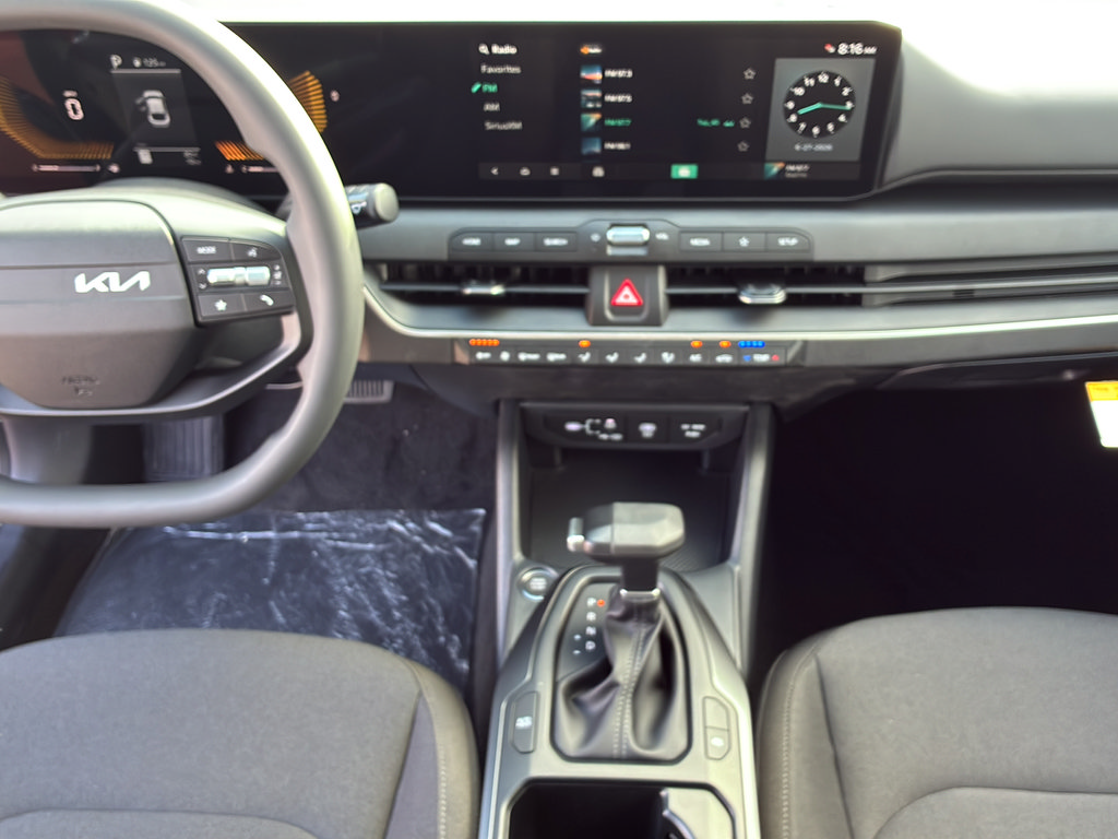 New 2026 Kia K4 FWD image 32