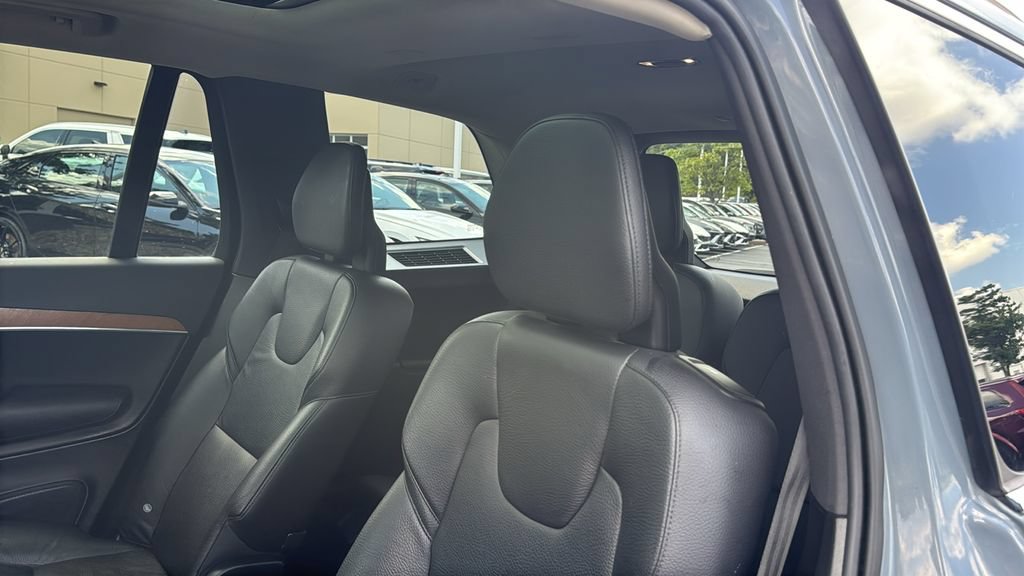 Used 2021 Volvo XC90 T6 Momentum w/ Climate Package AWD/4WD image 26