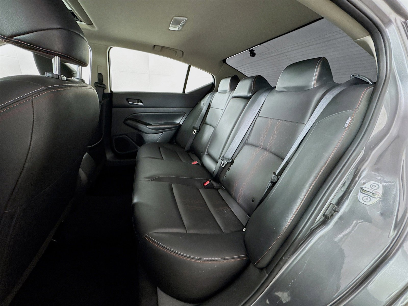 Used 2025 Nissan Altima 2.5 SR w/ SR Premium Package image 19