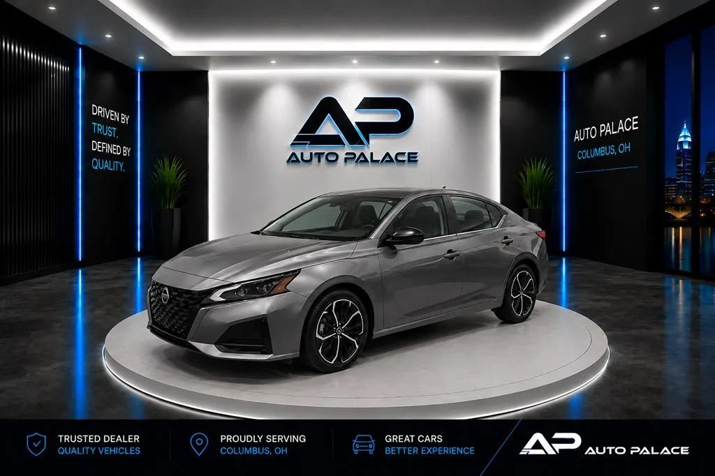 Used 2024 Nissan Altima 2.5 SR FWD image 1
