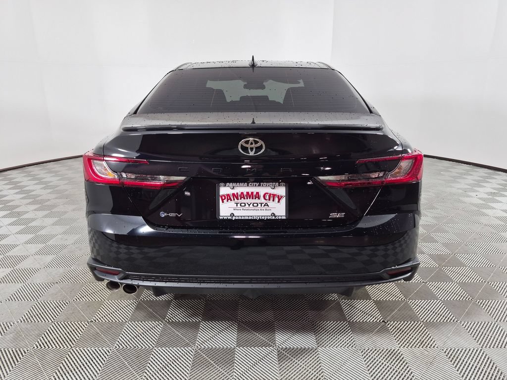 Used 2026 Toyota Camry SE FWD image 4