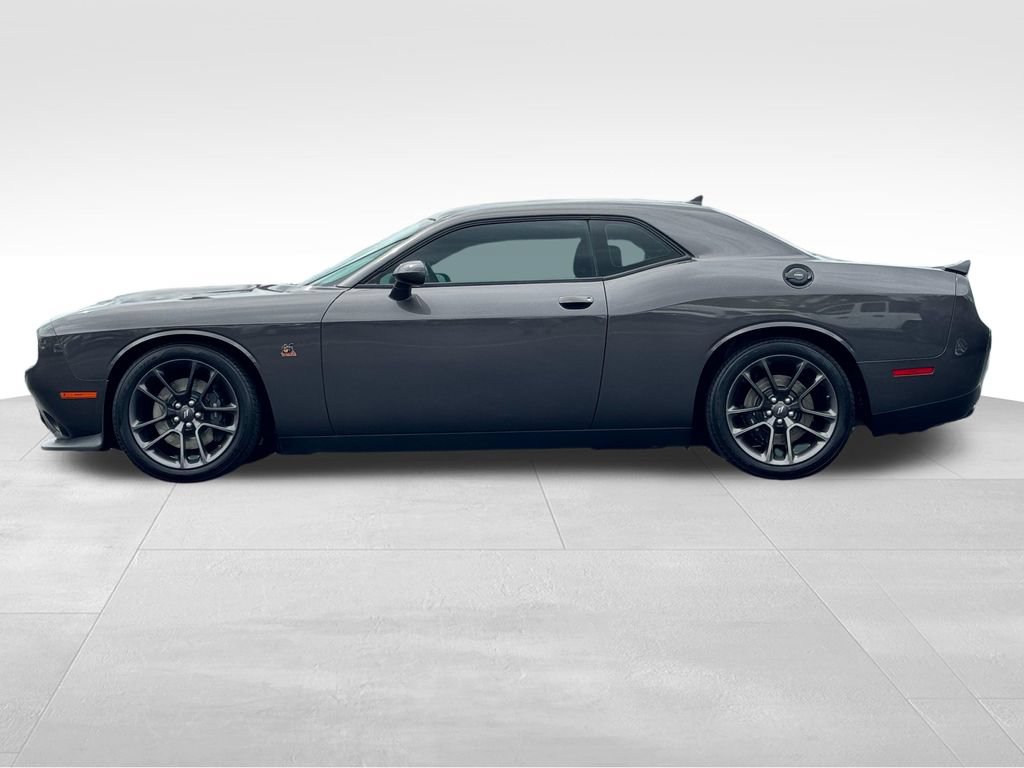 Used 2022 Dodge Challenger R/T Scat Pack RWD image 4