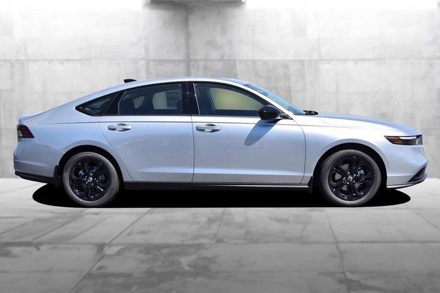 New 2025 Honda Accord SE image 5