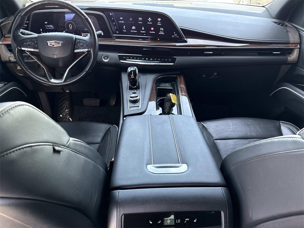 Used 2023 Cadillac Escalade Premium Luxury image 27