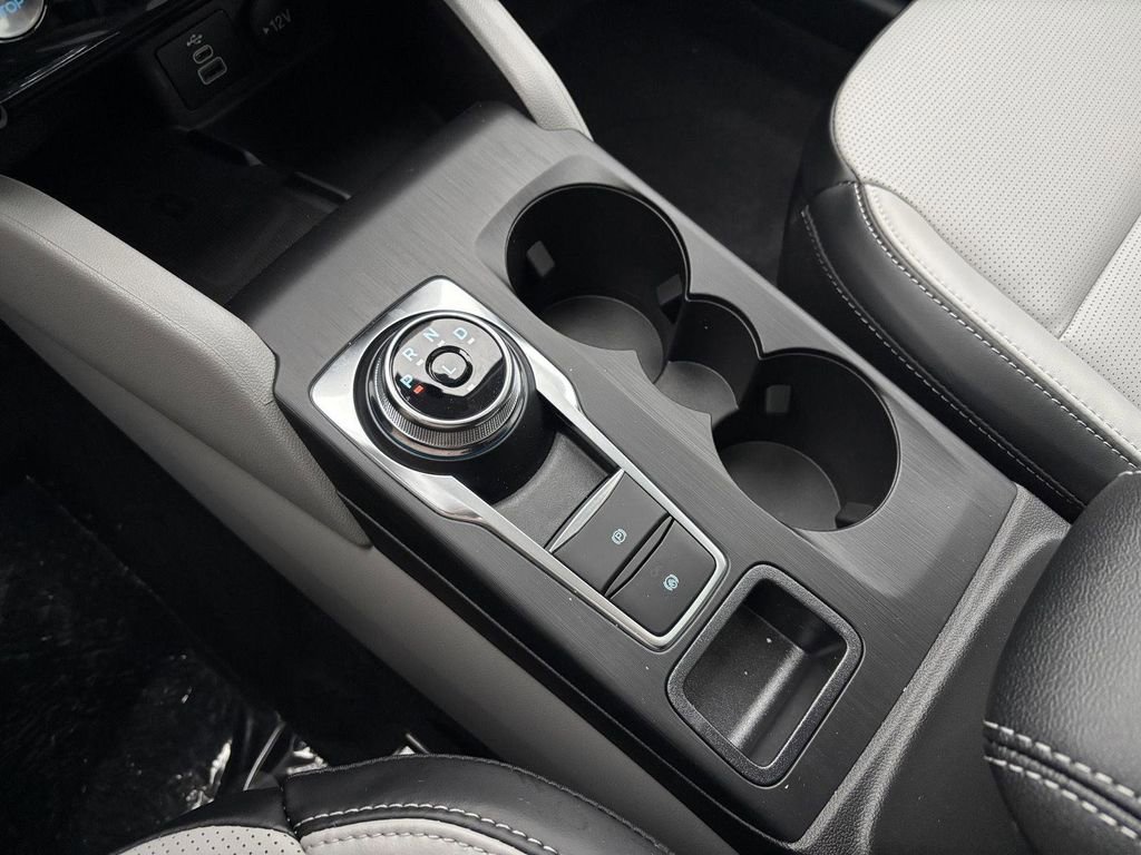 New 2026 Ford Escape Platinum w/ Equipment Group 601A image 22