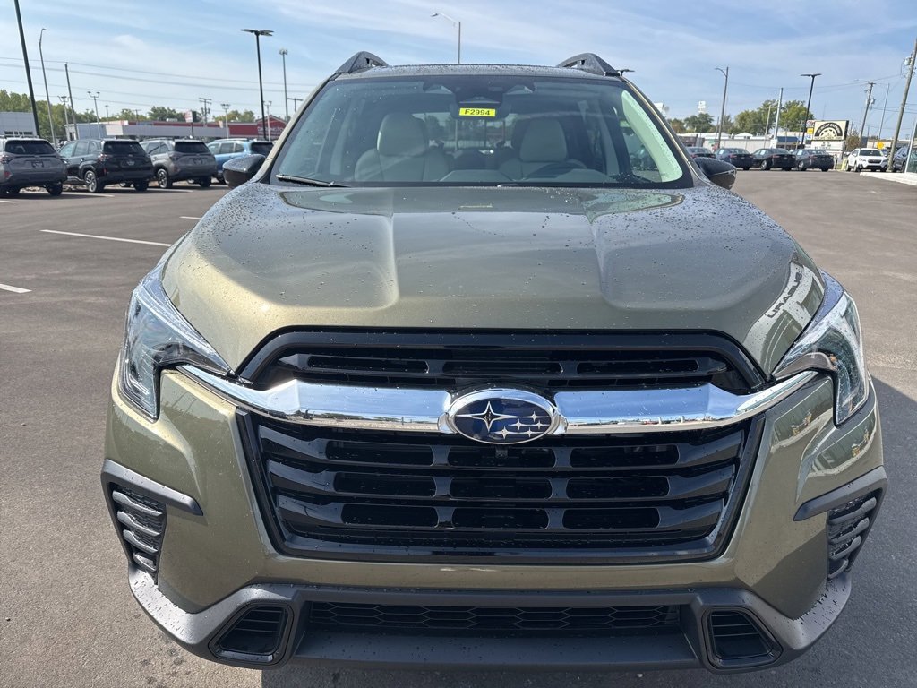 New 2025 Subaru Ascent Limited image 2
