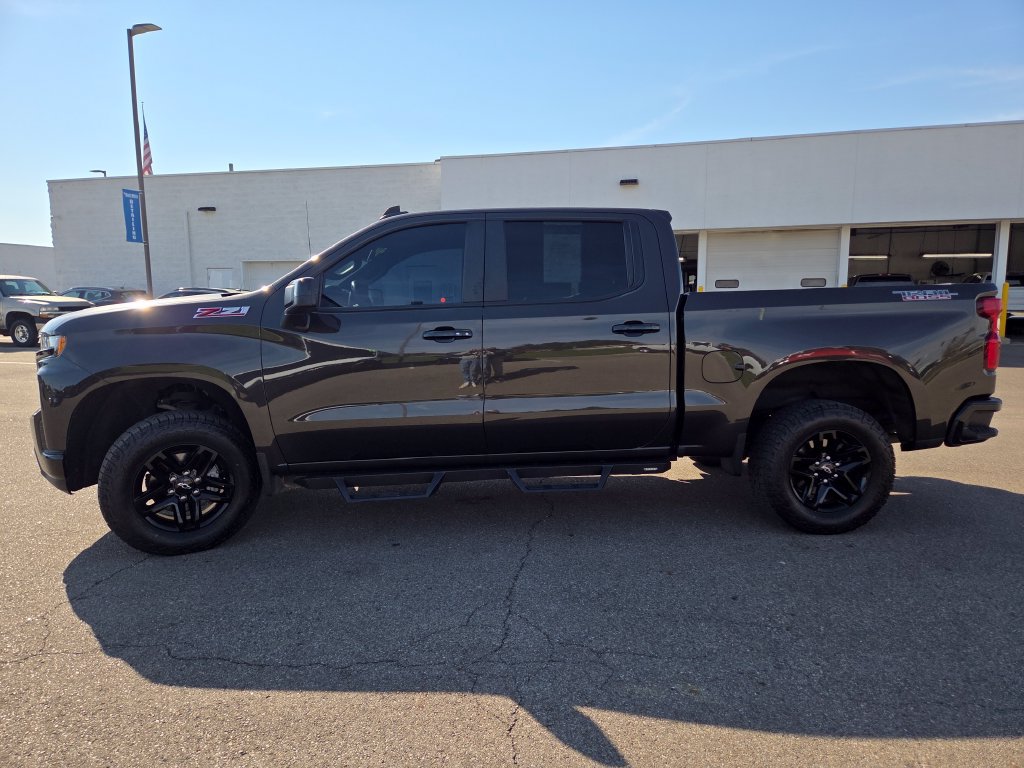 Used 2021 Chevrolet Silverado 1500 LT Trail Boss w/ Bed Protection Package AWD/4WD image 20