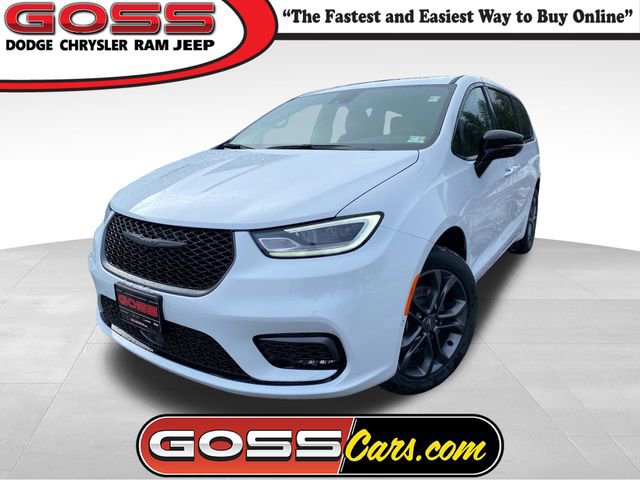 New 2026 Chrysler Pacifica Select image 1