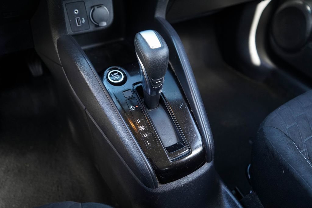 Used 2022 Nissan Kicks S FWD image 33