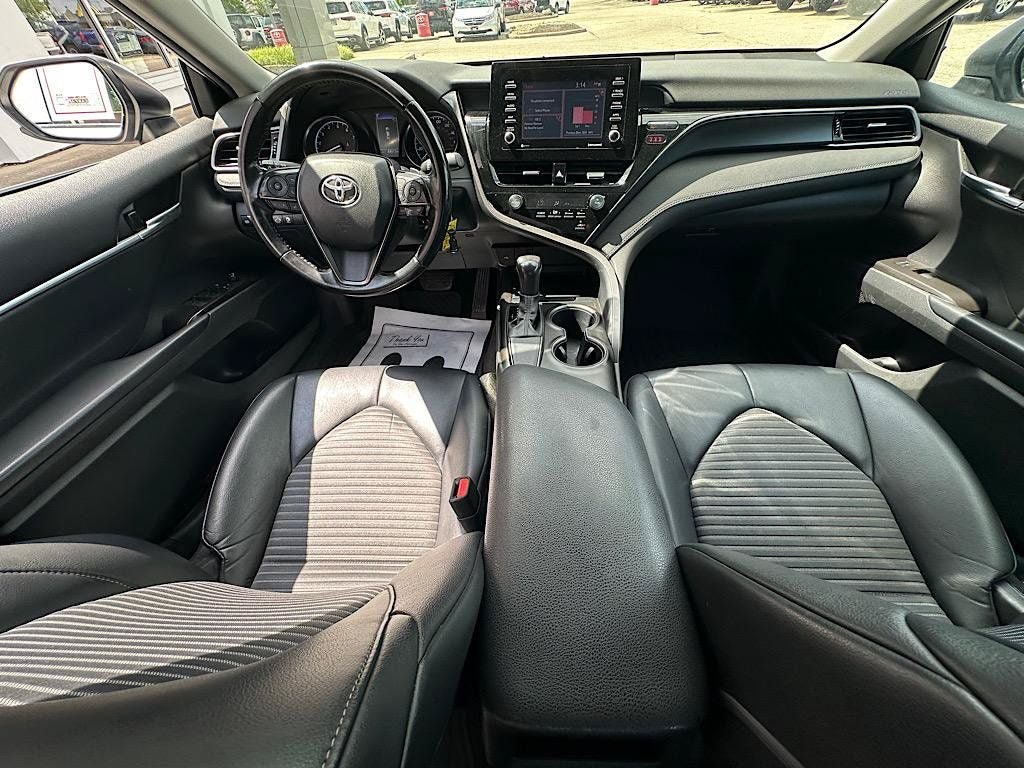 Certified 2021 Toyota Camry SE FWD image 15