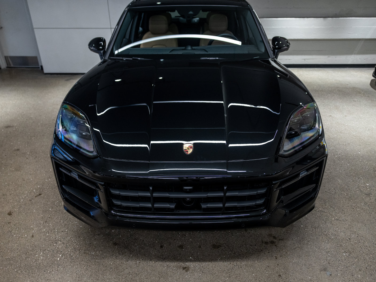 Certified 2025 Porsche Cayenne S w/ Premium Package Plus AWD/4WD image 13