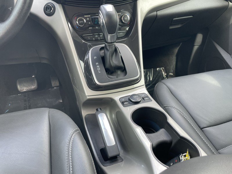 Used 2015 Ford C-MAX Energi SEL w/ Equipment Group 302A FWD image 20