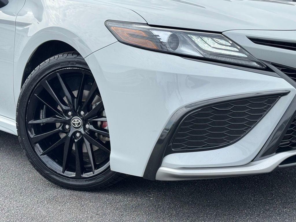 Used 2024 Toyota Camry XSE image 3