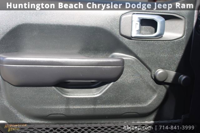 Used 2021 Jeep Wrangler Unlimited Sport image 10